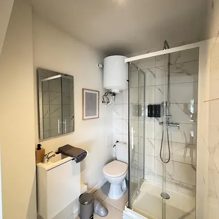 Soh Rent 3 Tv-wifi Near Train Station Διαμέρισμα